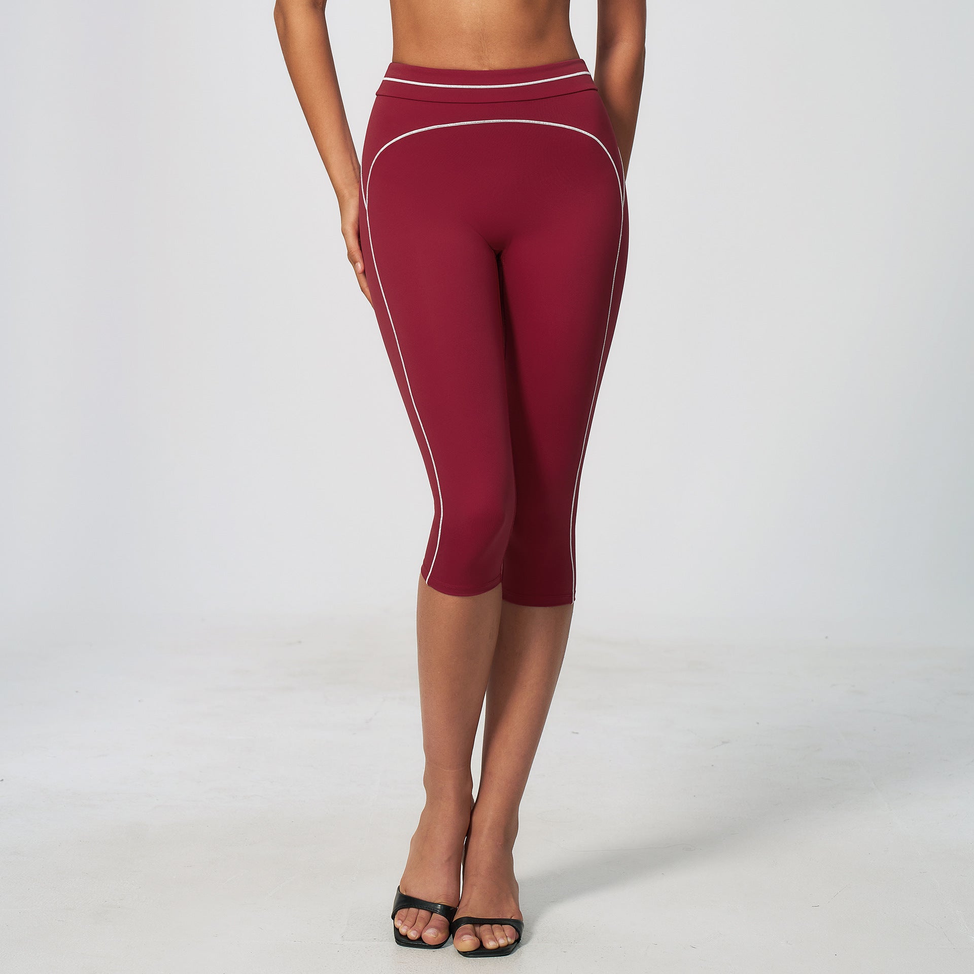 Short Capri Gaio
